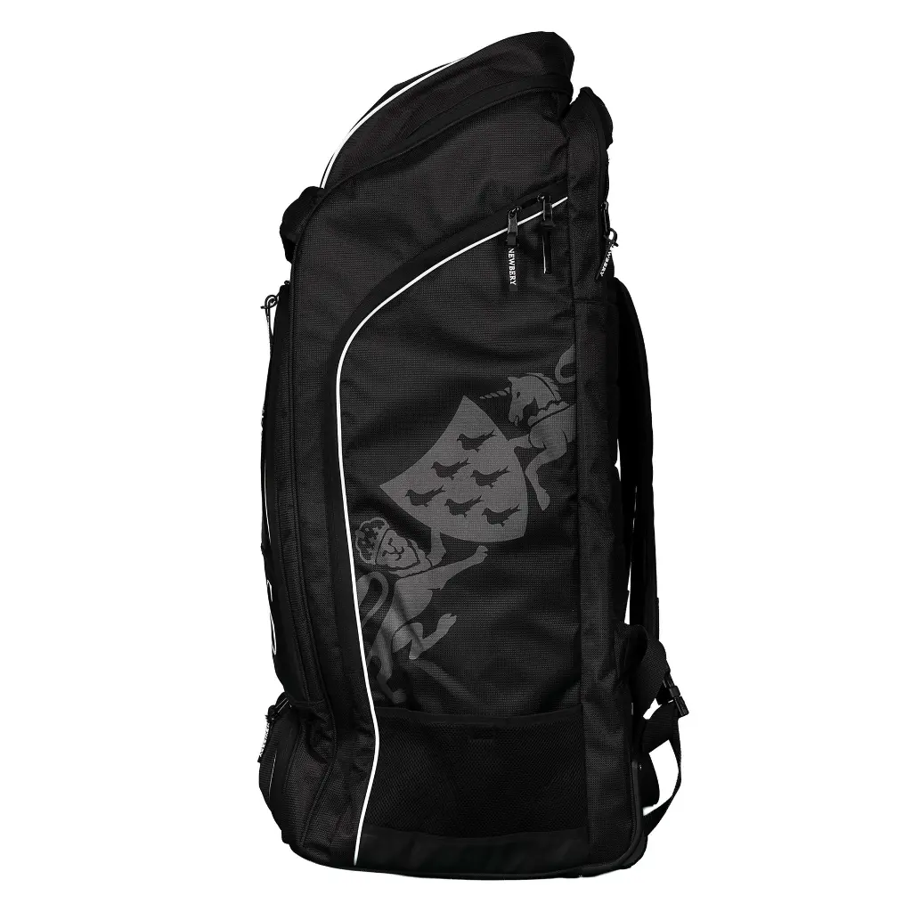 SPS Duffle Wheelie Side 2048.webp
