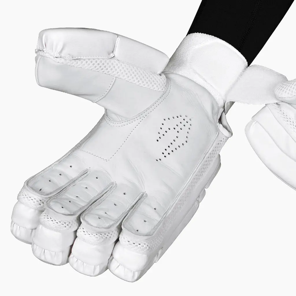 DSC-SPLIIT-4000-[BATTING-GLOVES-]-UK-Web-Images-4.webp