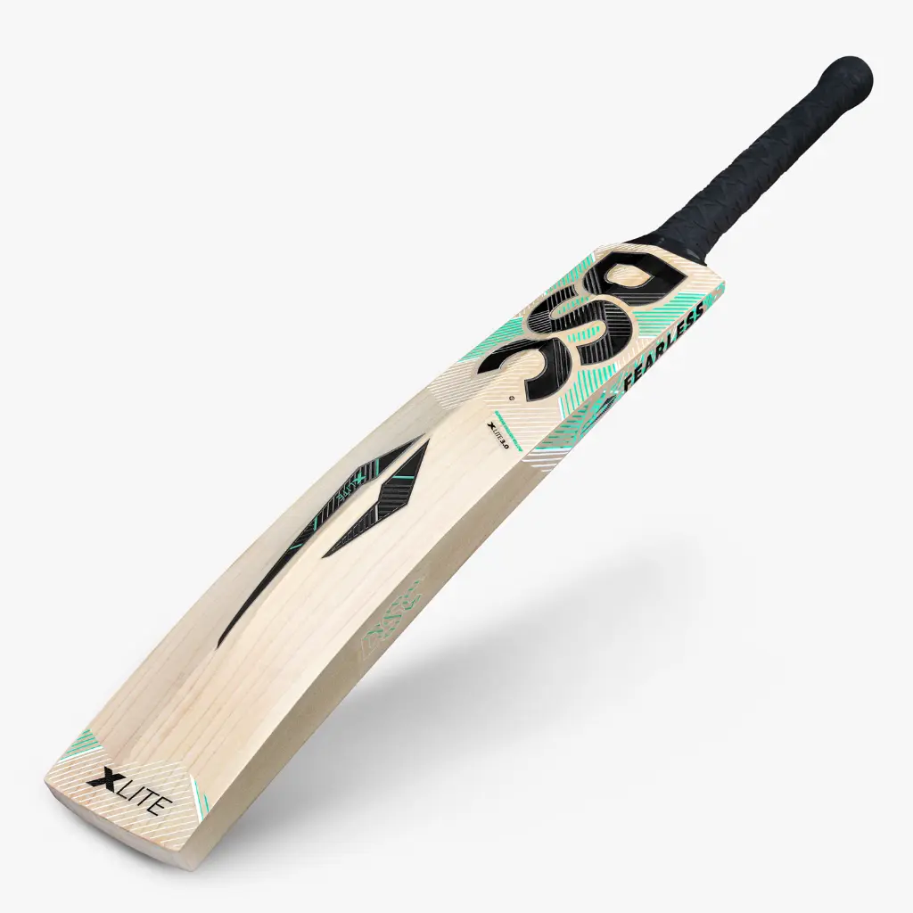 DSC-X-lite-3.0-UK-RANGE-CRICKET-BAT-2.webp