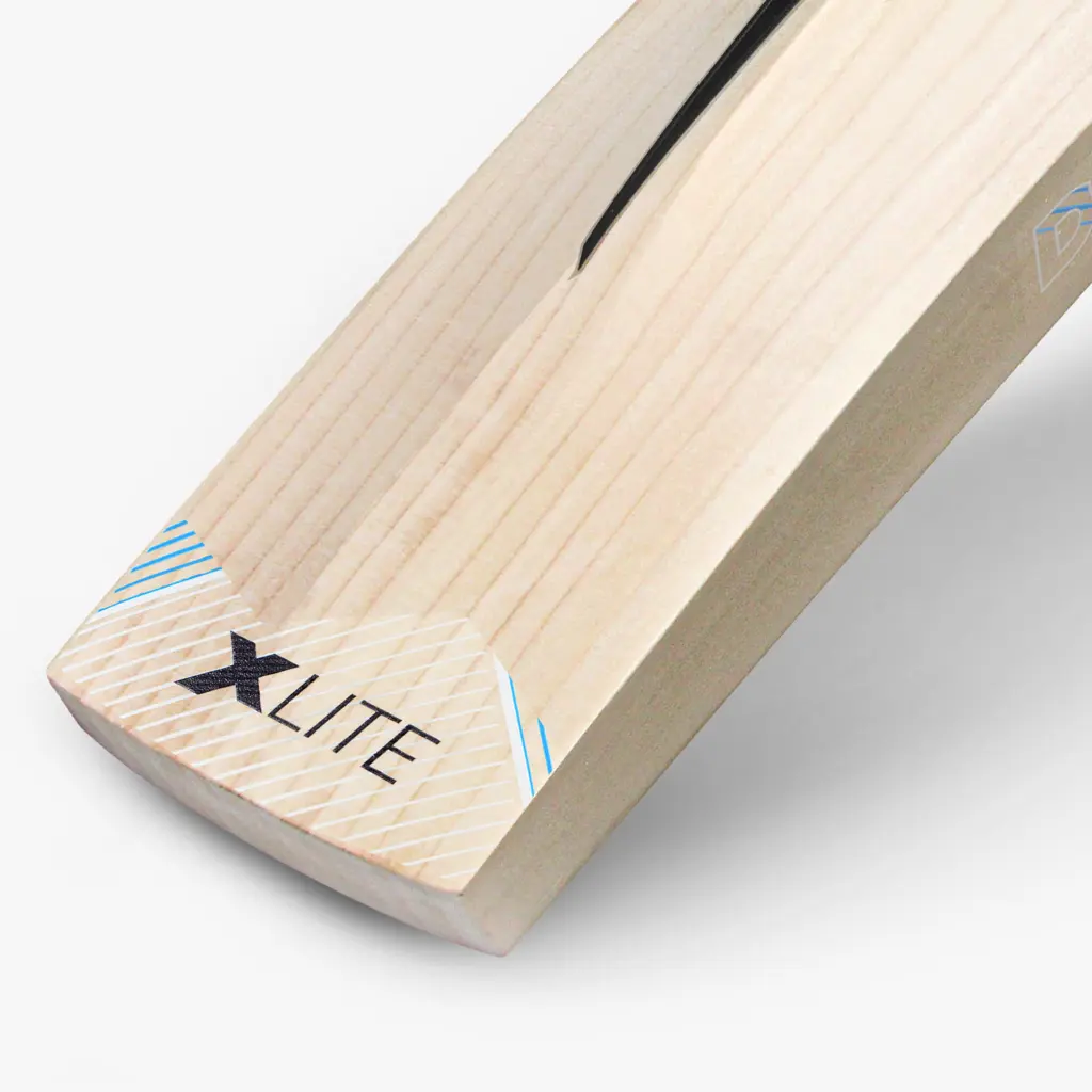DSC-X-lite-2.0-UK-RANGE-CRICKET-BAT-3.webp