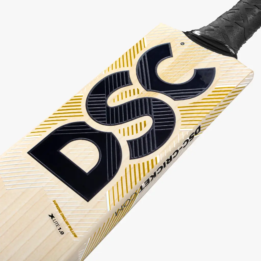 DSC-X-lite-1.0-UK-RANGE-CRICKET-BAT-5.webp