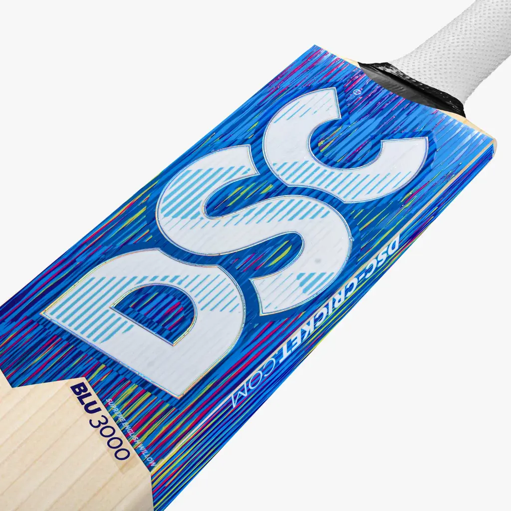 DSC-BLU-3000-UK-RANGE-ENGLISH-Willow-Cricket-Bat-3.webp