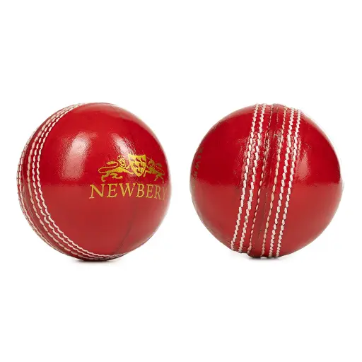 [5370] Newbery Club Cricket Ball - Junior Red